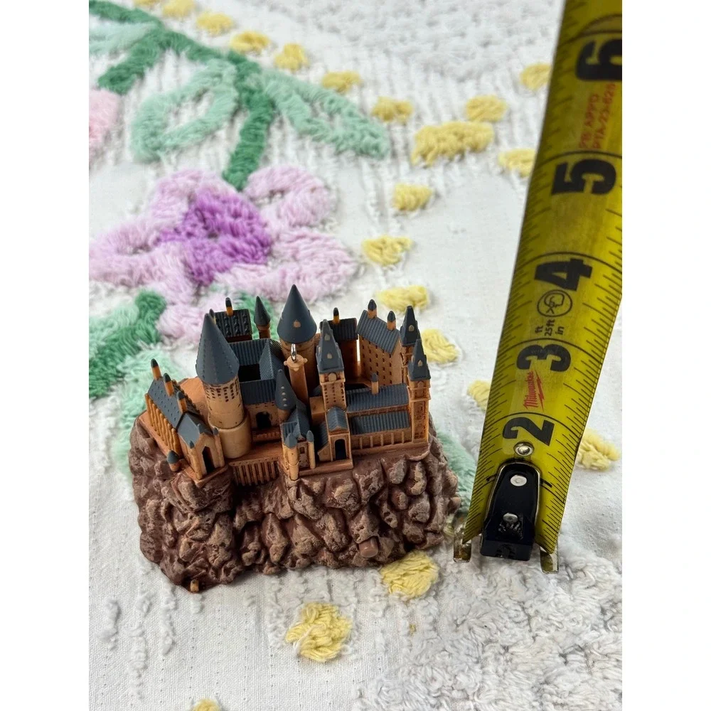 Hallmark Keepsake 2013 Harry Potter Hogwarts Castle Magic Sound Ornament QXI2102